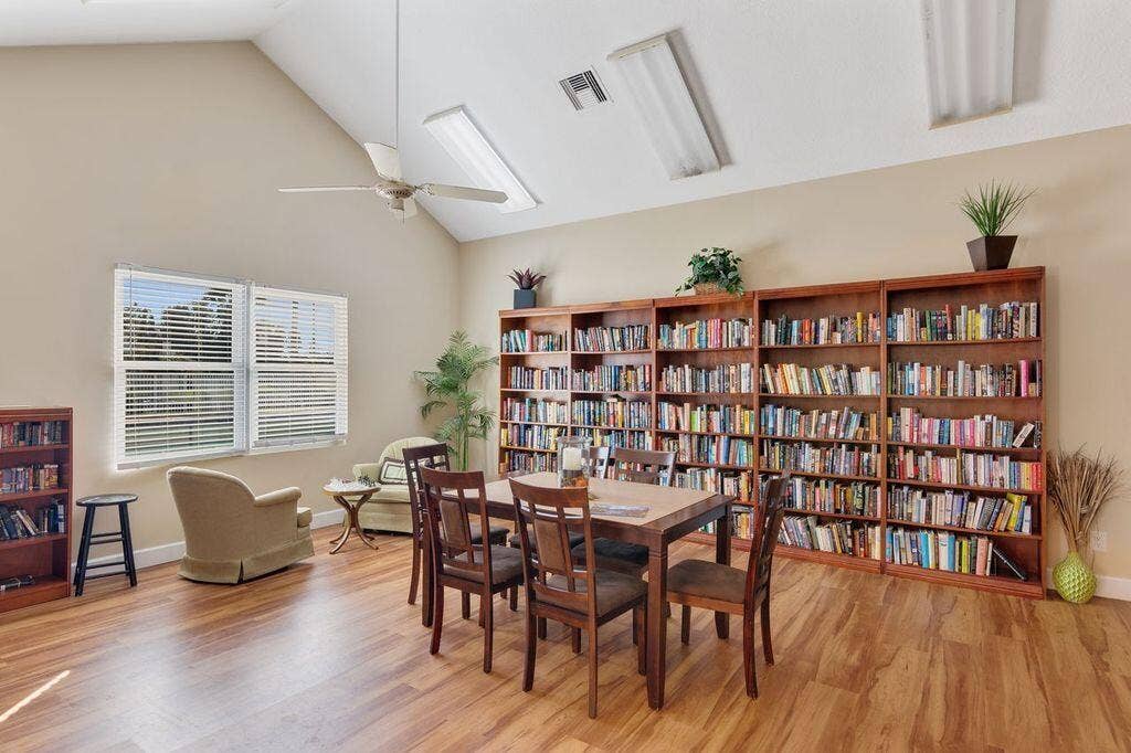 1828 AYNSLEY Way, #1, Vero Beach, FL 32966 Library2