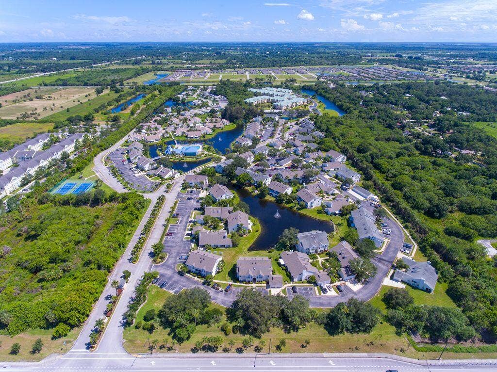 1828 AYNSLEY Way, #1, Vero Beach, FL 32966 Aerialviewofcommunity
