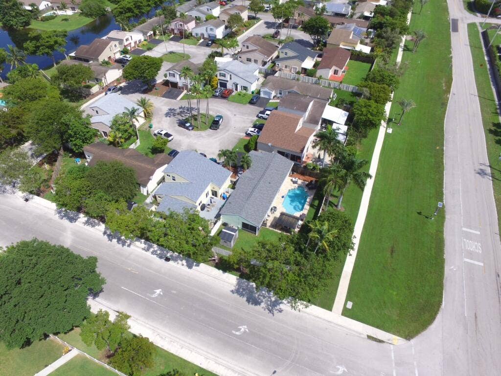 924 CUMBERLAND Terrace, Davie, FL 33325 Aerial3