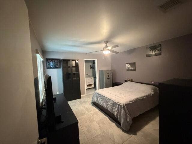 924 CUMBERLAND Terrace, Davie, FL 33325 Ceiling fan with integrated lighting