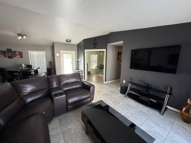 924 CUMBERLAND Terrace, Davie, FL 33325 Recessed lighting, tile flooring, and a dining area with vertical blinds