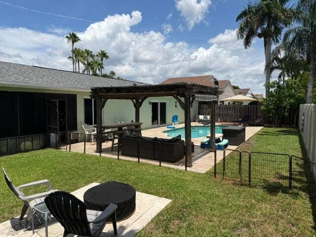 924 CUMBERLAND Terrace, Davie, FL 33325 backyard3