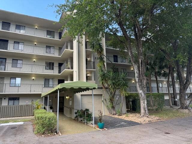 Property photo for 2209 S CYPRESS BEND Drive, #104, Pompano Beach, FL