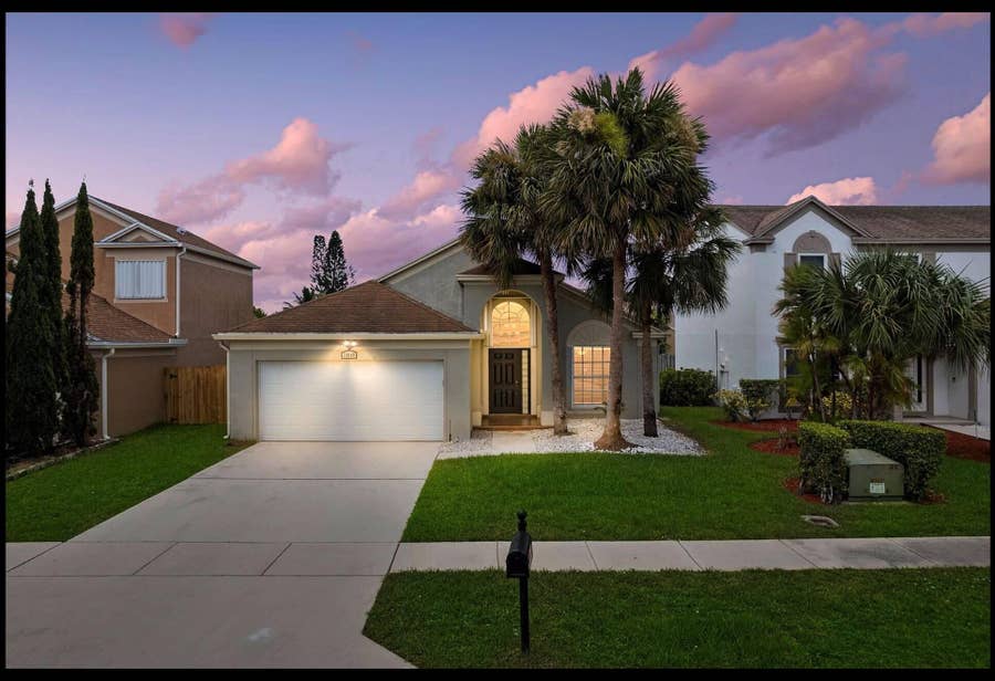 Property photo for 22449 MIDDLETOWN Drive, Boca Raton, FL