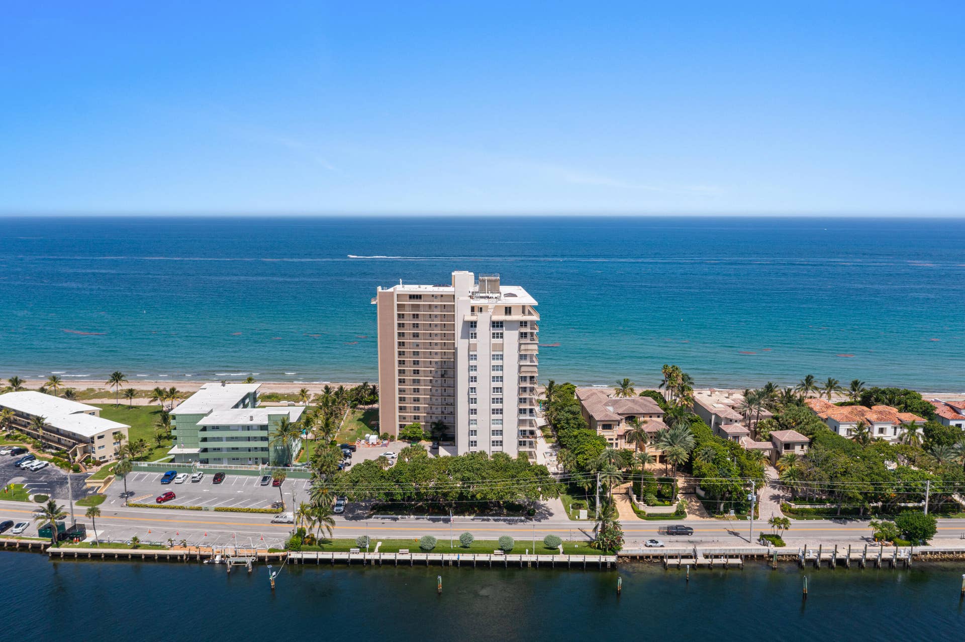 1021 HILLSBORO MILE, #PH3, Hillsboro Beach, FL 33062 BUILDING FROM WEST TO EAST