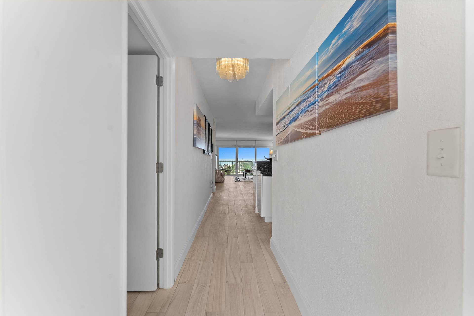 1021 HILLSBORO MILE, #PH3, Hillsboro Beach, FL 33062 ENTRANCE HALL