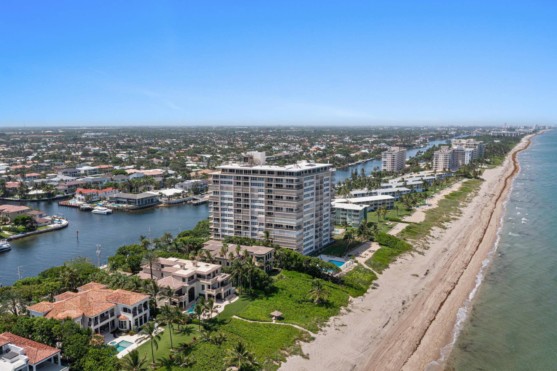 1021 HILLSBORO MILE, #PH3, Hillsboro Beach, FL 33062 BUILDING VIEW FROM EAST TO SOUTH