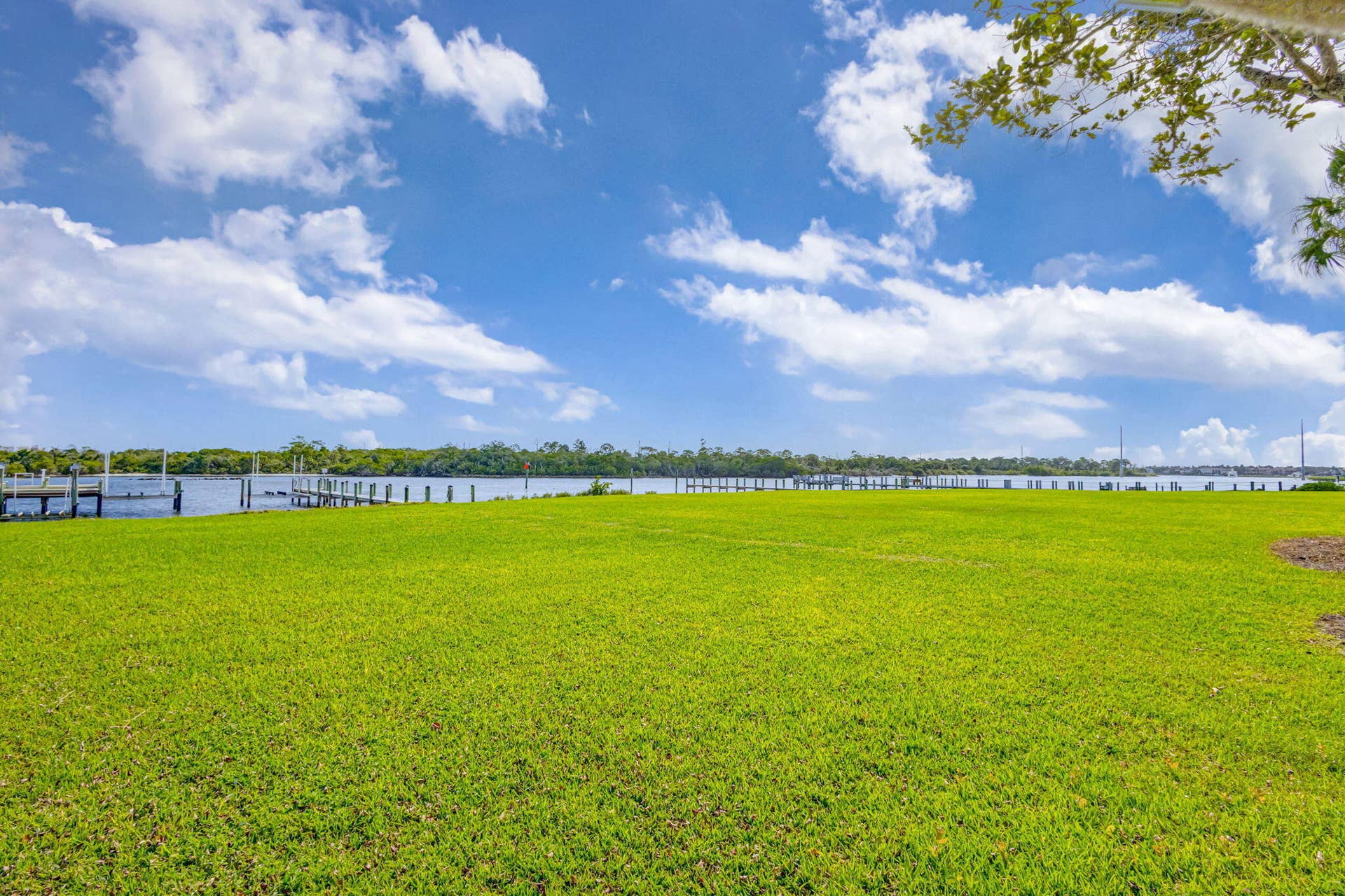 16334 PORT DICKINSON Drive, Jupiter, Jupiter, FL 33477 76-web-or-mls-5D1A9710JS