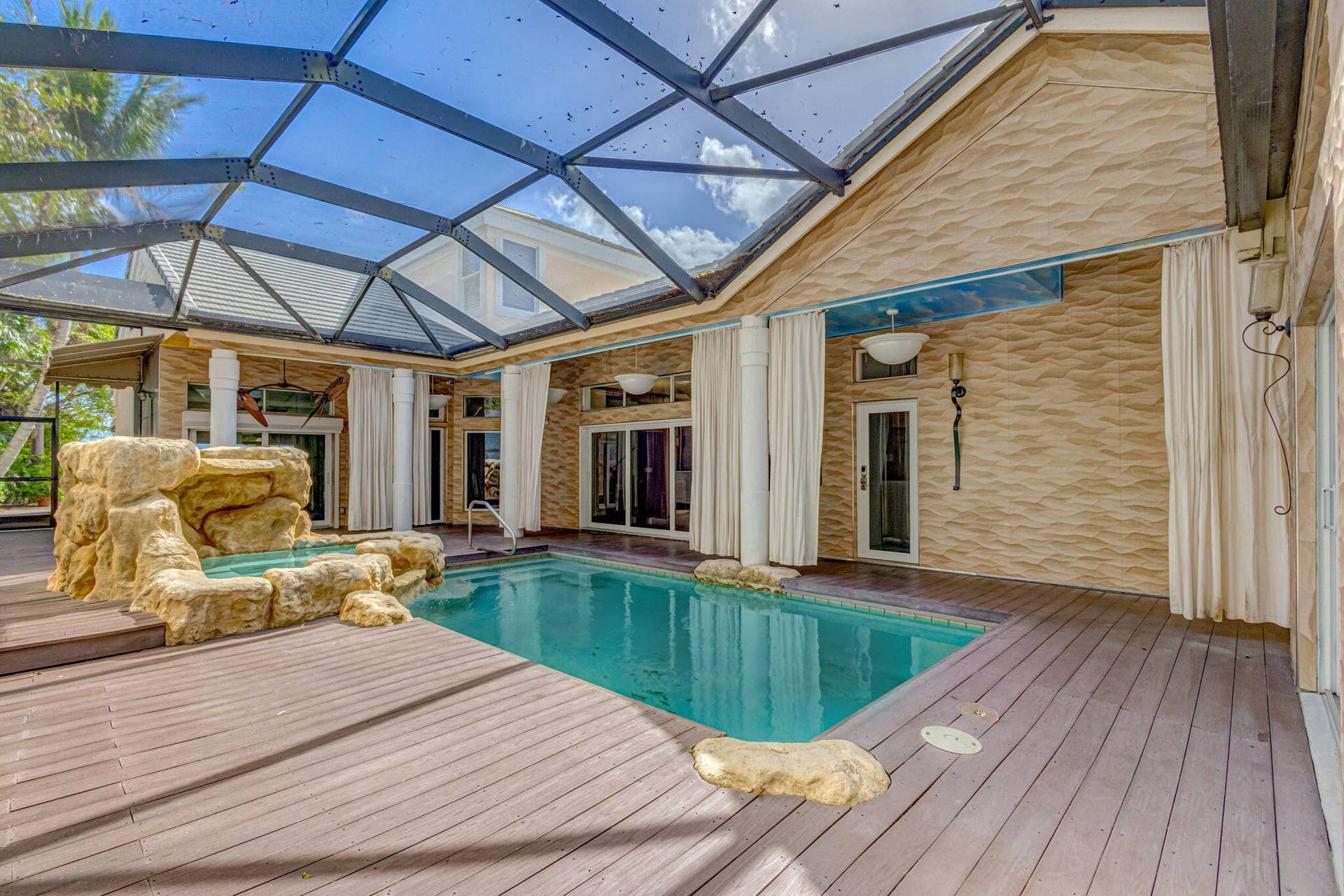 16334 PORT DICKINSON Drive, Jupiter, Jupiter, FL 33477 pool and spa