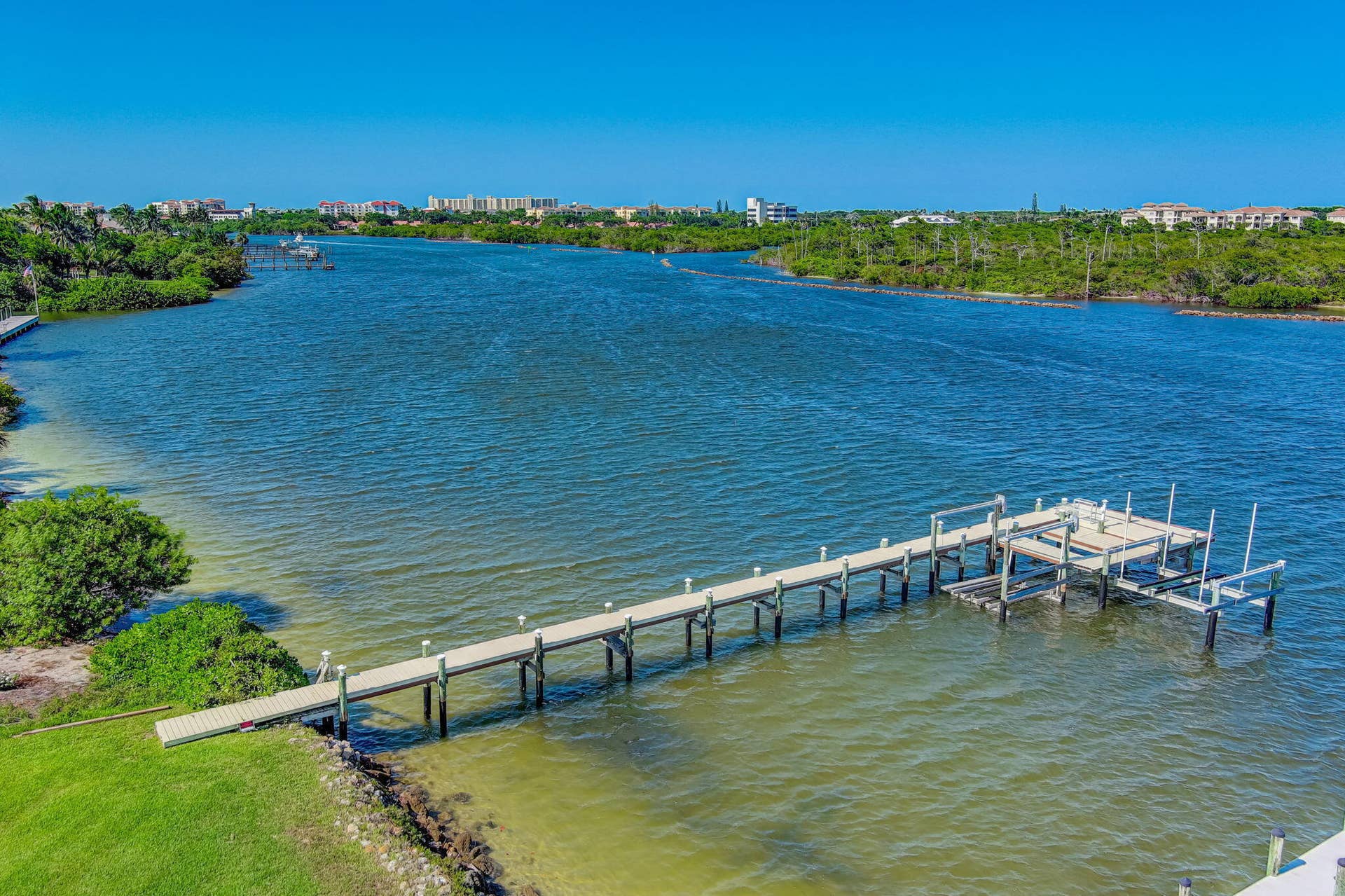 16334 PORT DICKINSON Drive, Jupiter, Jupiter, FL 33477 private dock
