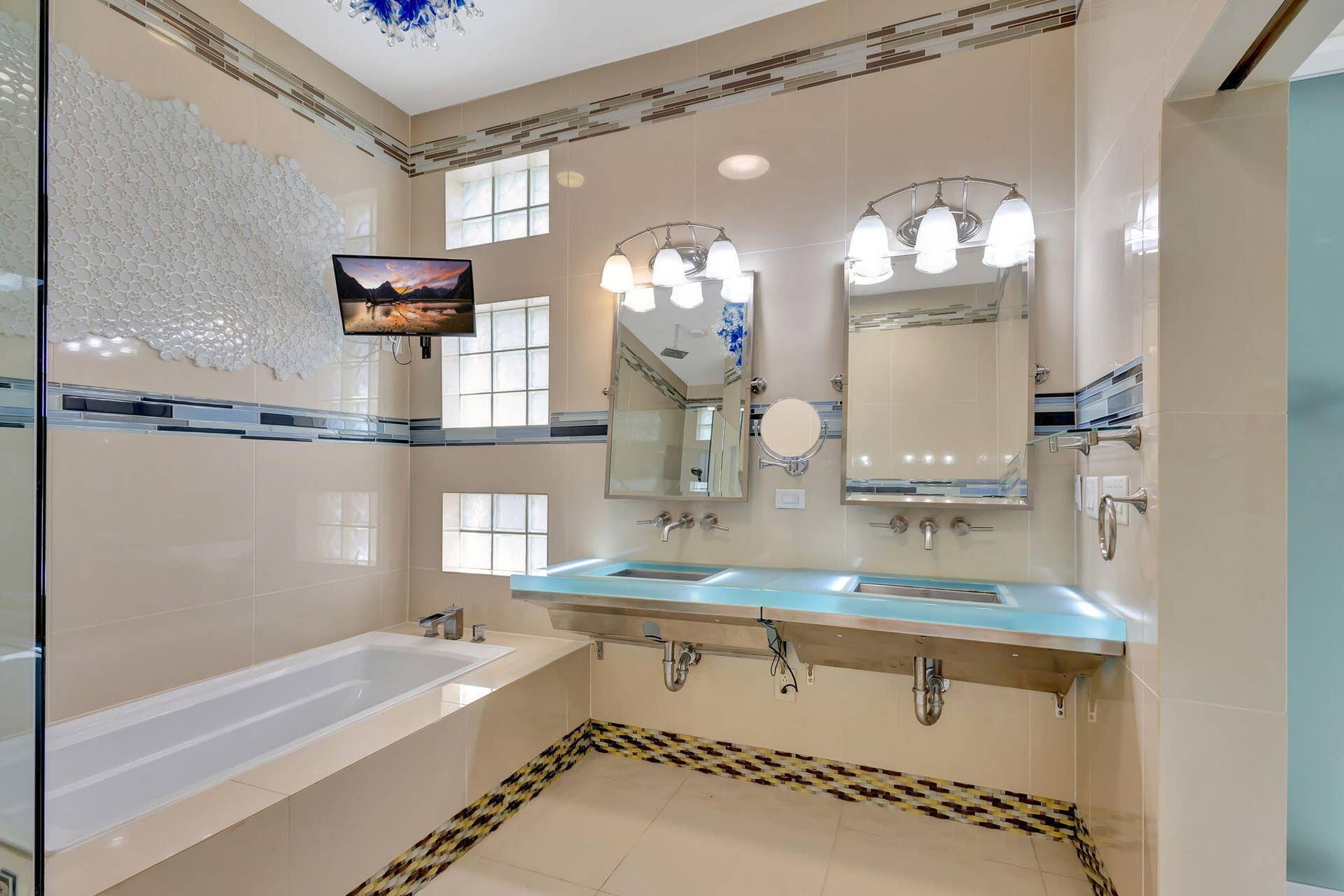 16334 PORT DICKINSON Drive, Jupiter, Jupiter, FL 33477 primary bath