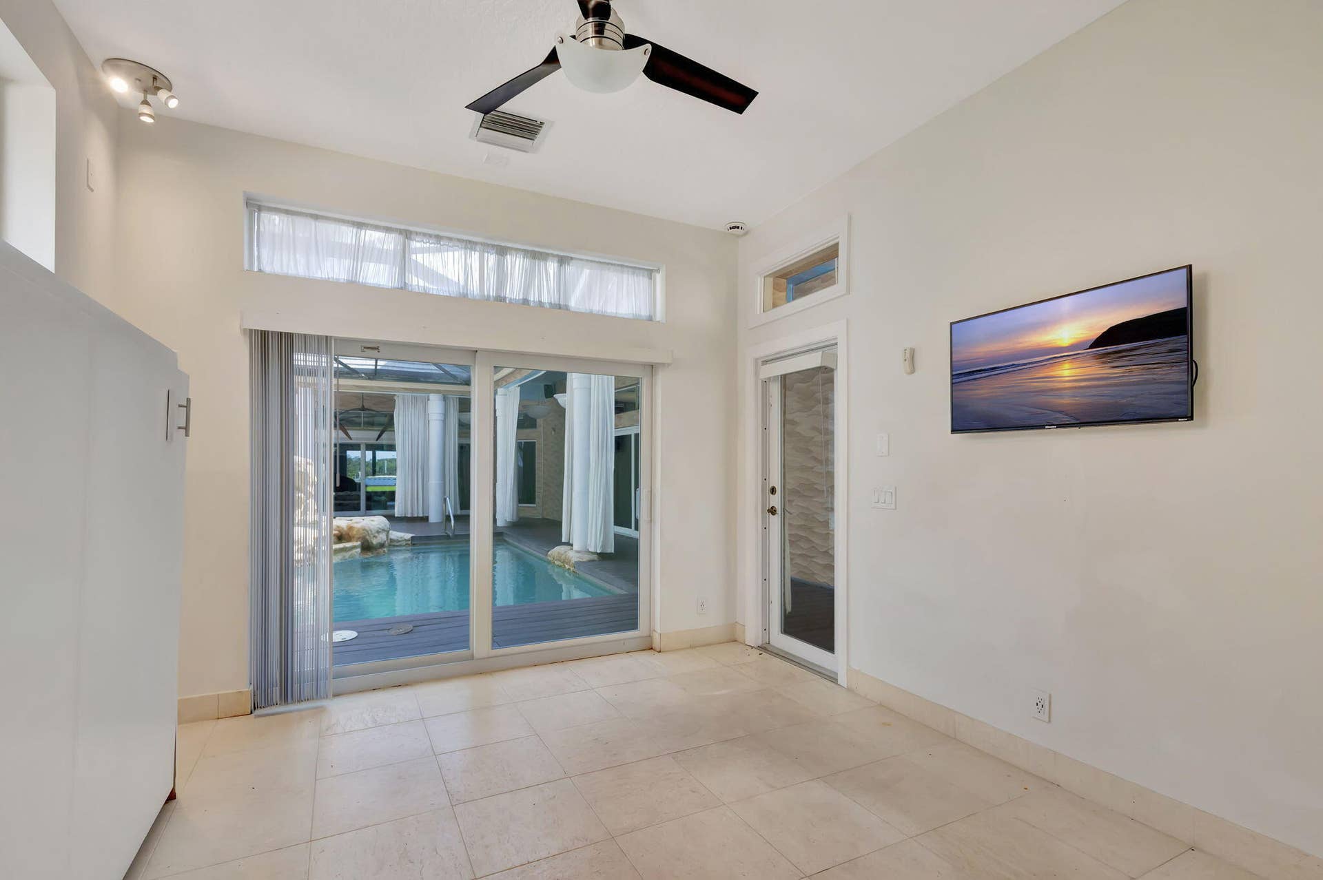 16334 PORT DICKINSON Drive, Jupiter, Jupiter, FL 33477 guest house