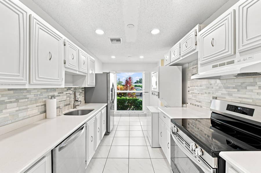 Property photo for 13782 Vía Flora #C, Delray Beach, FL