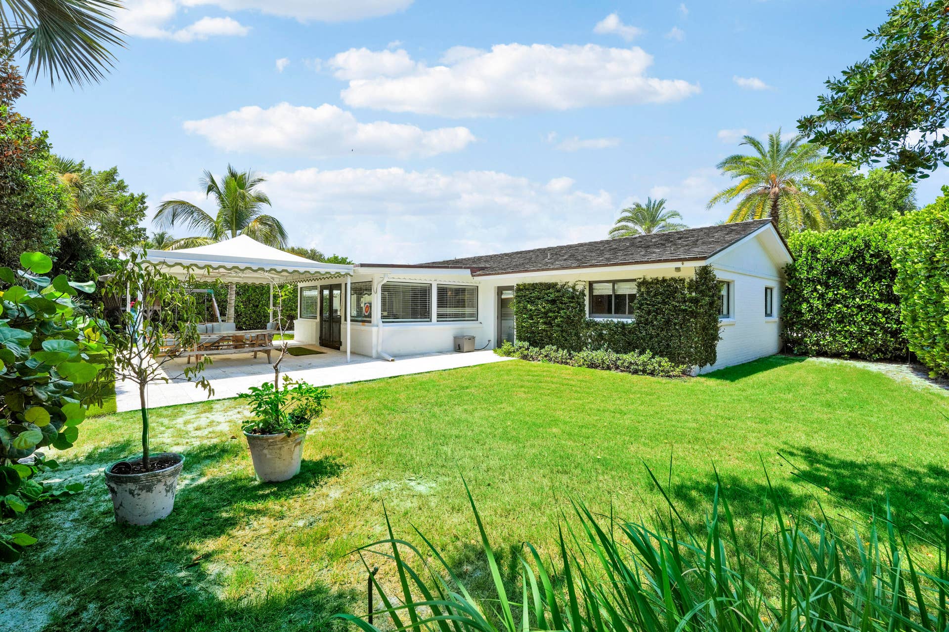 704 PELICAN Way, North Palm Beach, FL 33408 House-39