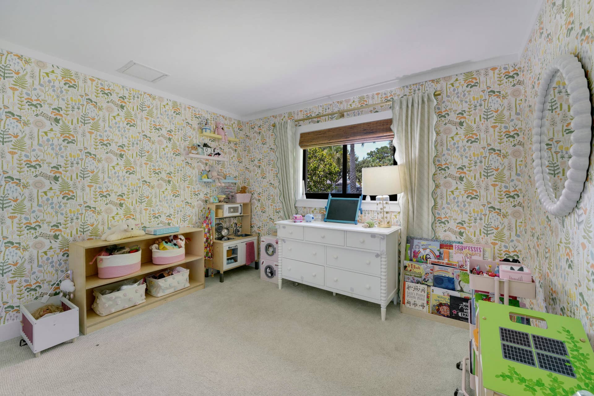 704 PELICAN Way, North Palm Beach, FL 33408 House-26