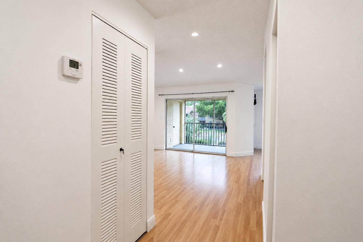 954 Coral Club Drive, #954, Coral Springs, FL 33071 Hallway