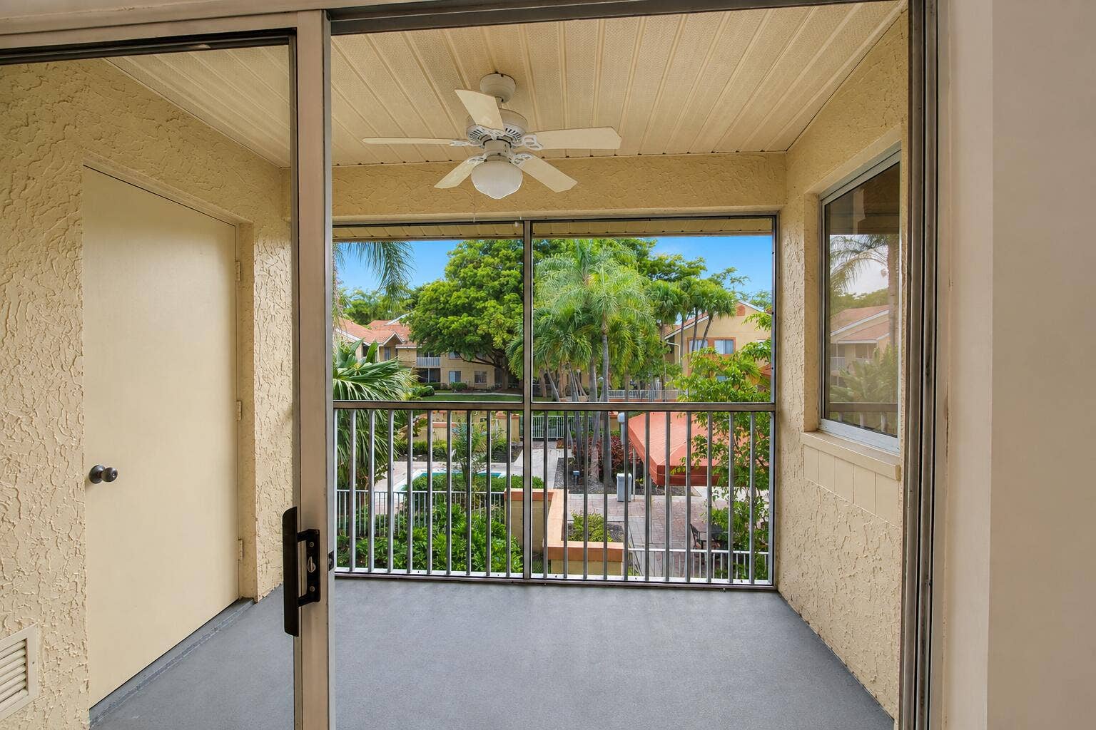 954 Coral Club Drive, #954, Coral Springs, FL 33071 Patio