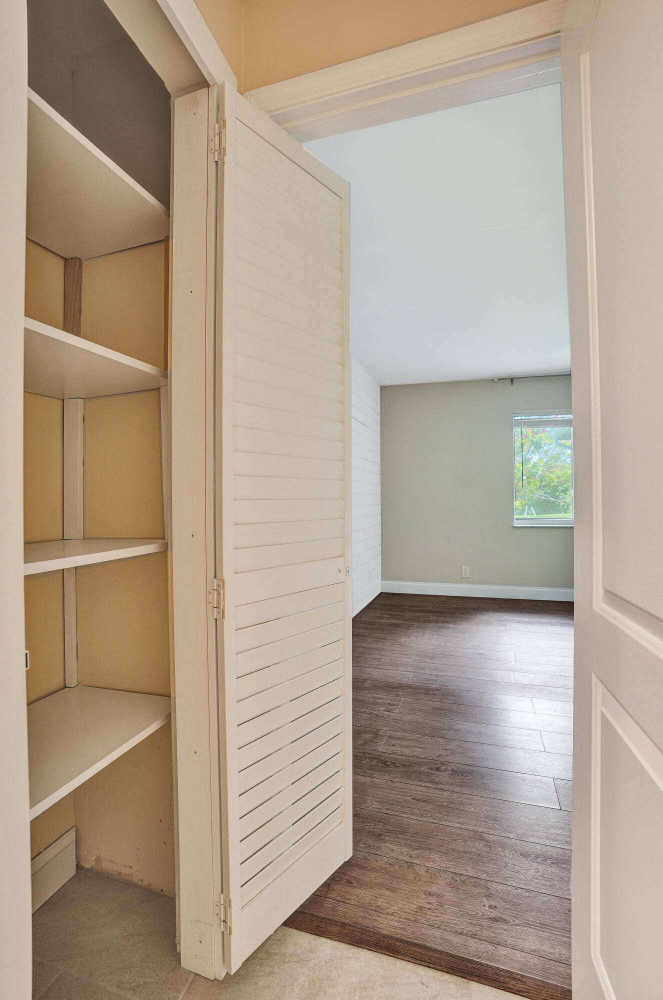 LINEN CLOSET