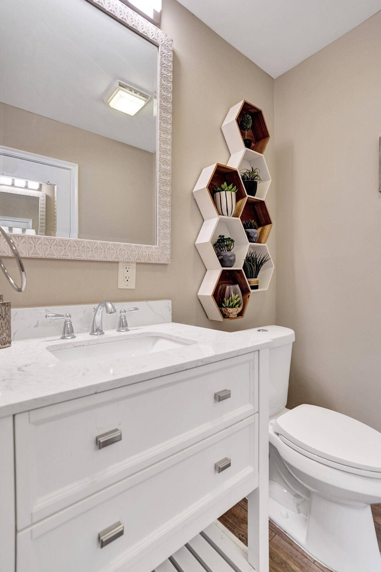 GUEST BATHROOM