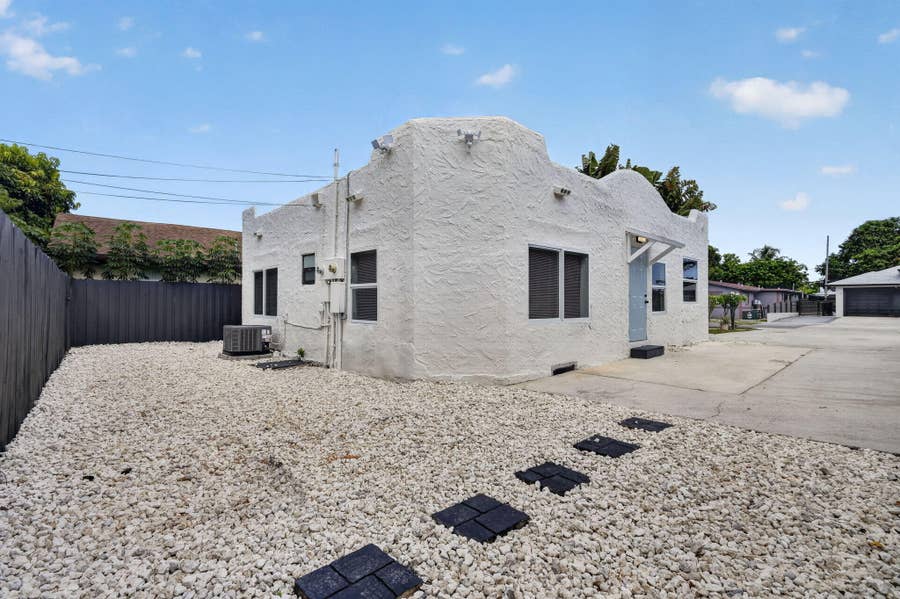 Property photo for 516 Independence Road, #1, West Palm Beach, FL