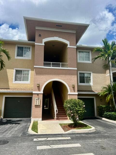 Property photo for 6426 EMERALD DUNES Drive, #206, West Palm Beach, FL
