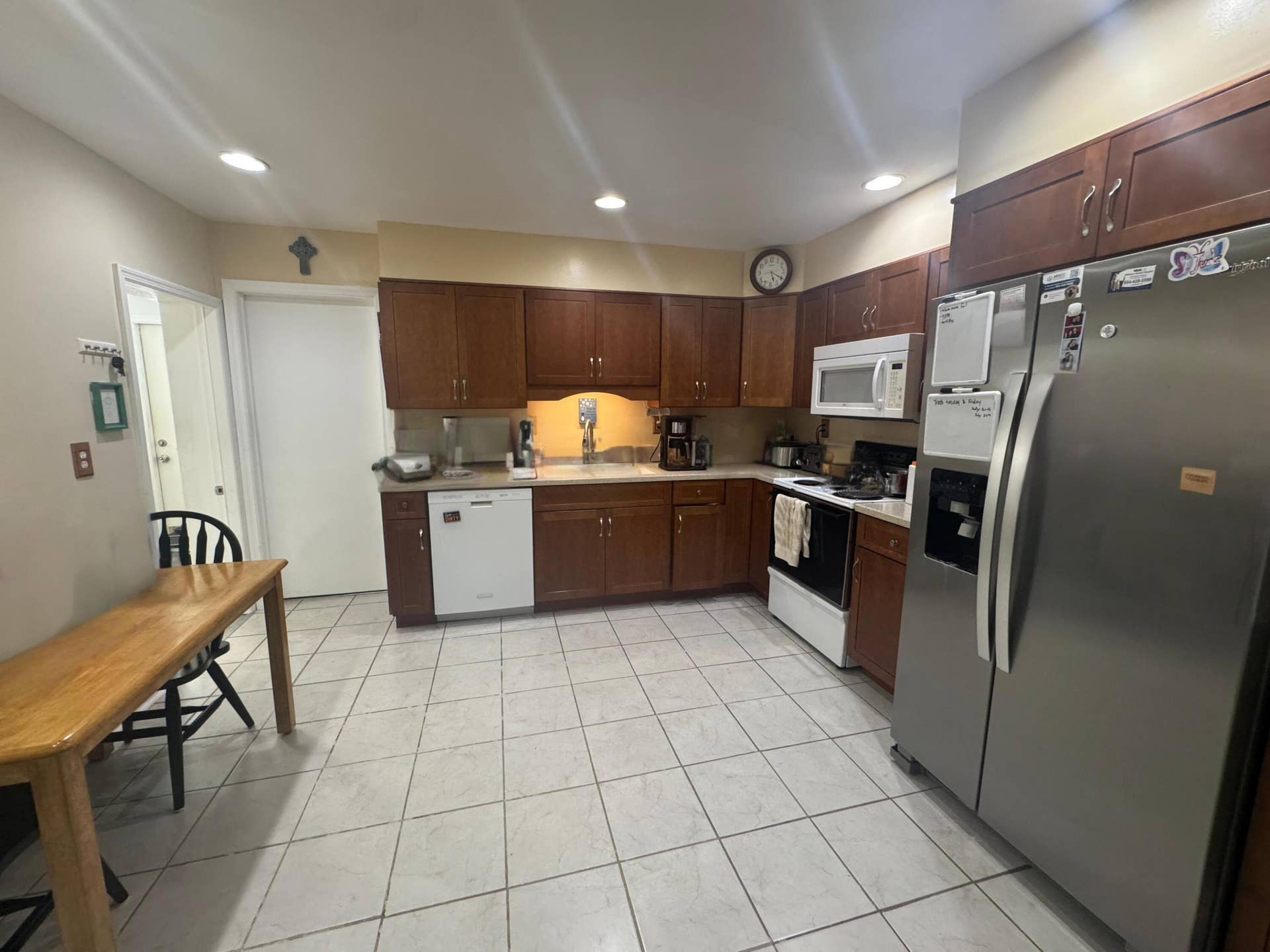 704 E HILLSBORO Boulevard, Deerfield Beach, FL 33441 KITCHEN