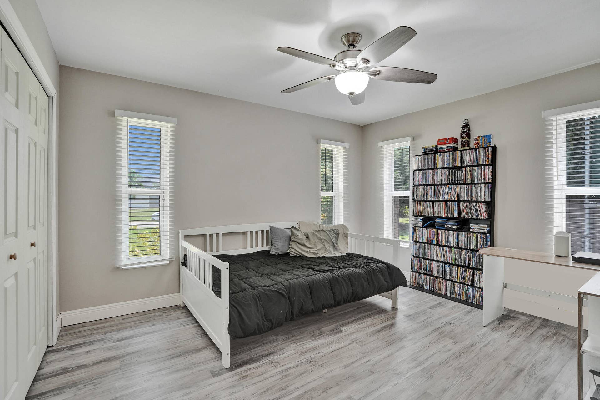 4321 SW 73RD Terrace, Davie, FL 33314 DSC07678