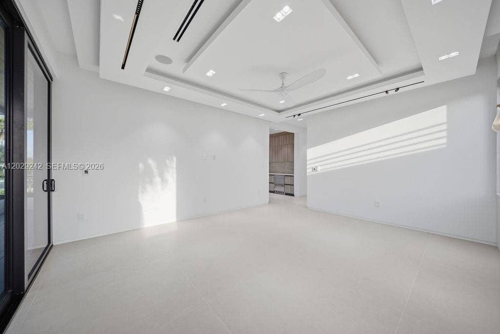 3318 NE 16TH Place, Fort Lauderdale, Fort Lauderdale, FL 33305 GetMedia (49)