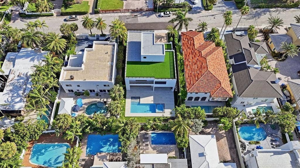3318 NE 16TH Place, Fort Lauderdale, Fort Lauderdale, FL 33305 GetMedia (63)