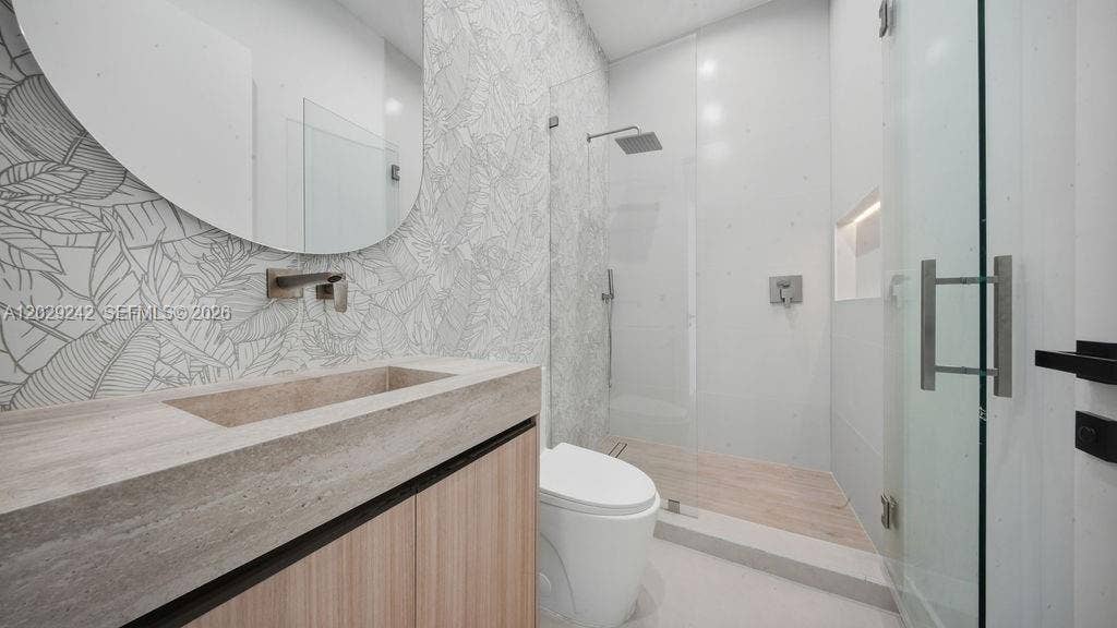 3318 NE 16TH Place, Fort Lauderdale, Fort Lauderdale, FL 33305 GetMedia (67)
