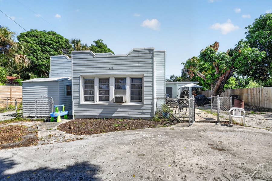 Property photo for 633 Franklin Road, West Palm Beach, FL