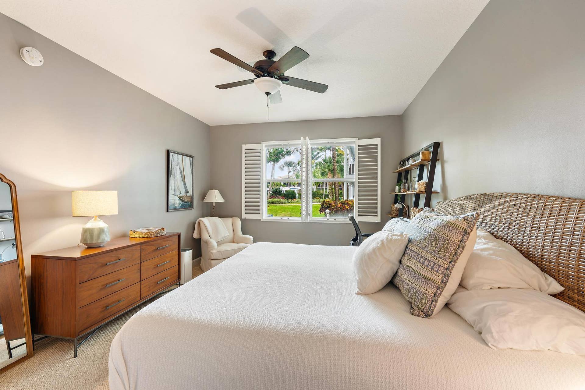 814 BAY COLONY Drive S, Juno Beach, FL 33408 814 Bay Colony Dr S-13
