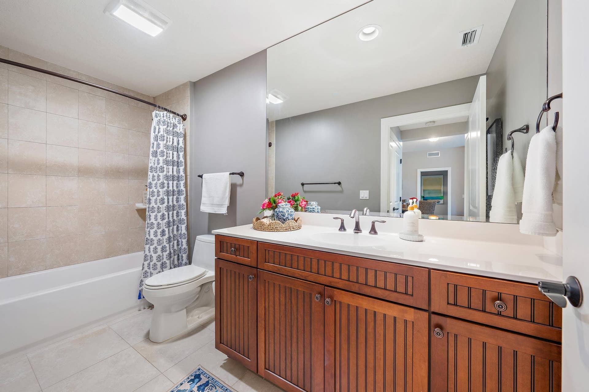 814 BAY COLONY Drive S, Juno Beach, FL 33408 814 Bay Colony Dr S-1