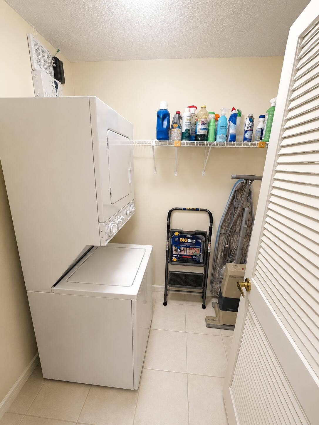 8607 Overset Lane, Boca Raton, FL 33496 In Unit Laundry Room