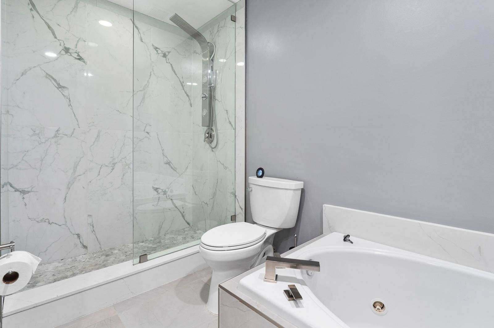 1123 NE 18th Avenue, Fort Lauderdale, FL 33304 ceb5599e-1285-4729-a89b-57f254a49dd3