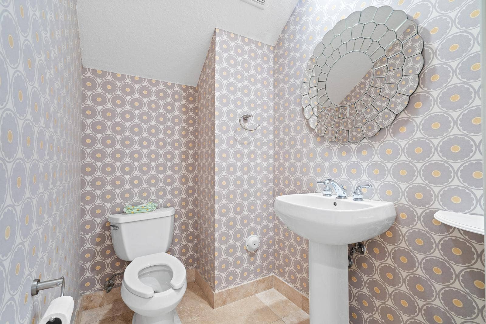 1123 NE 18th Avenue, Fort Lauderdale, FL 33304 7115a0d7-f675-4058-8843-eb10f005d742