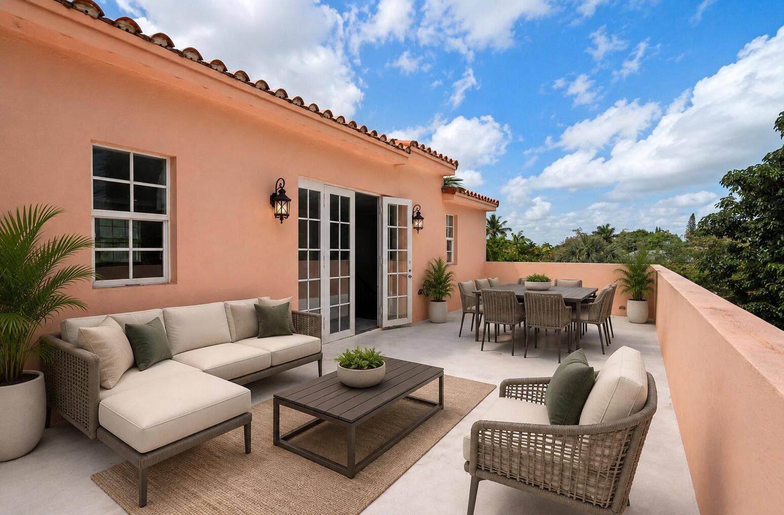 1123 NE 18th Avenue, Fort Lauderdale, FL 33304 0570BEFA-3186-4A4A-AF5E-7C4396889B8B