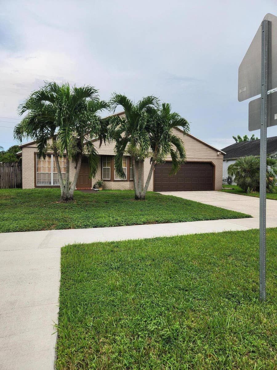 Property photo for 1000 SW 133RD Terrace, Davie, FL