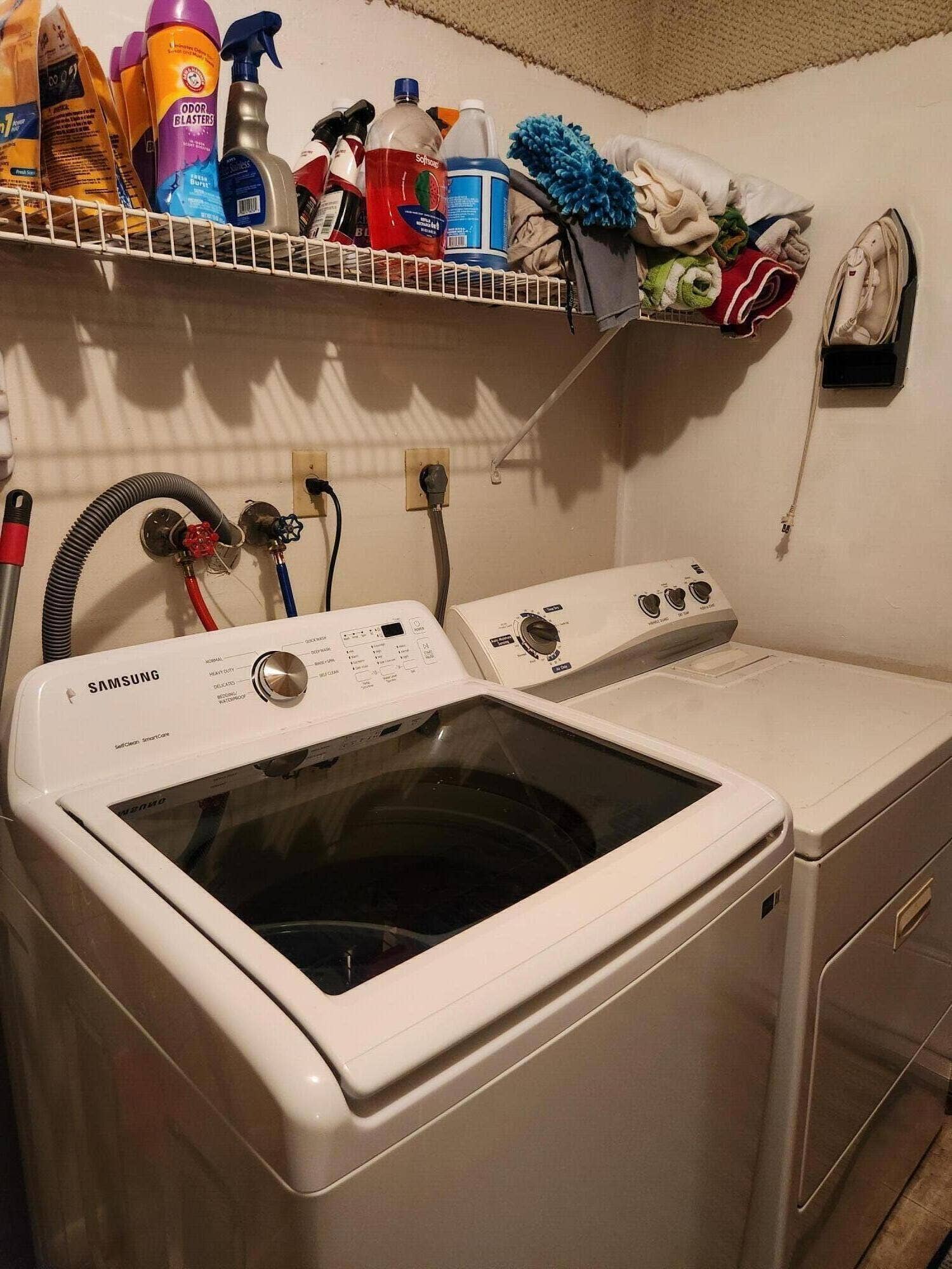 1000 SW 133RD Terrace, Davie, FL 33325 Laundry Area