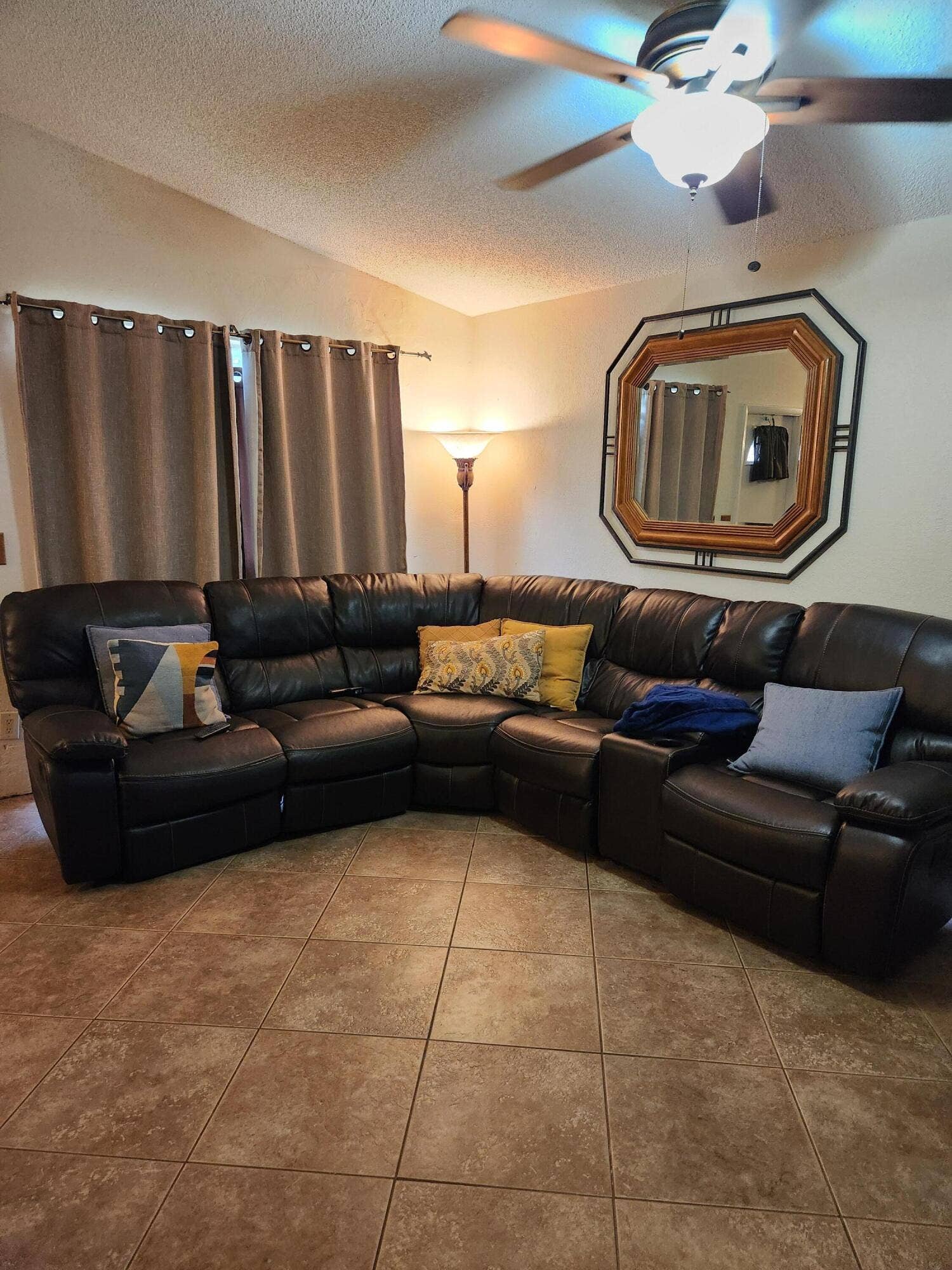 1000 SW 133RD Terrace, Davie, FL 33325 Living Room