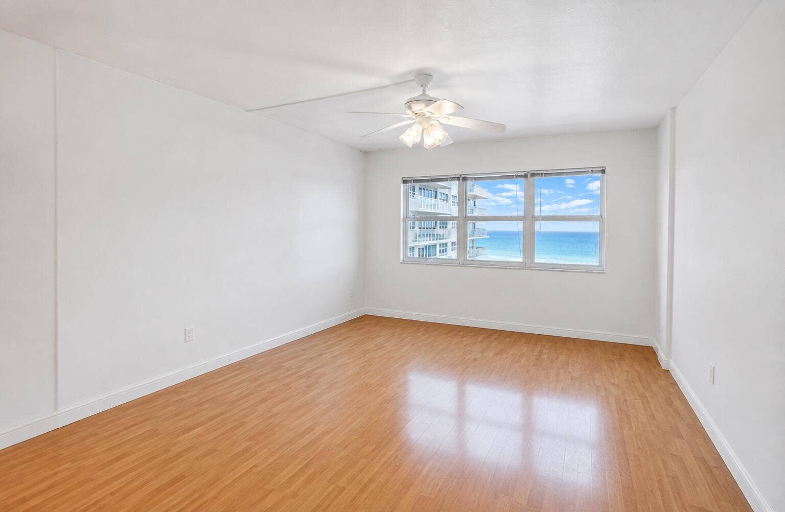 111 N Pompano Beach Boulevard N, #1611, Pompano Beach, FL 33062 bedroom 1