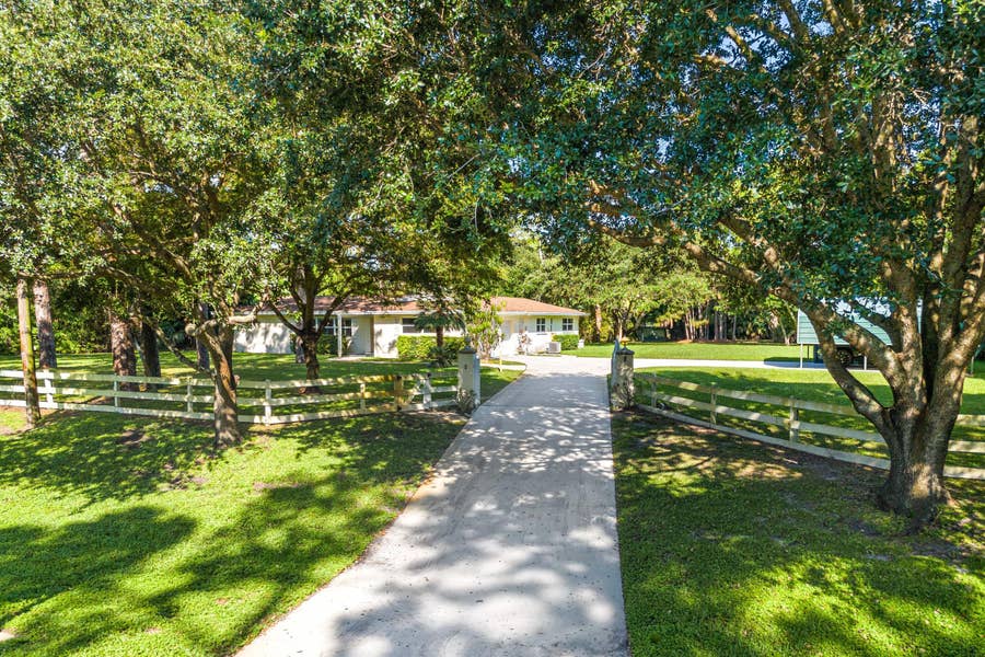 Property photo for 8645 Square Lake Drive, Palm Beach Gardens, FL