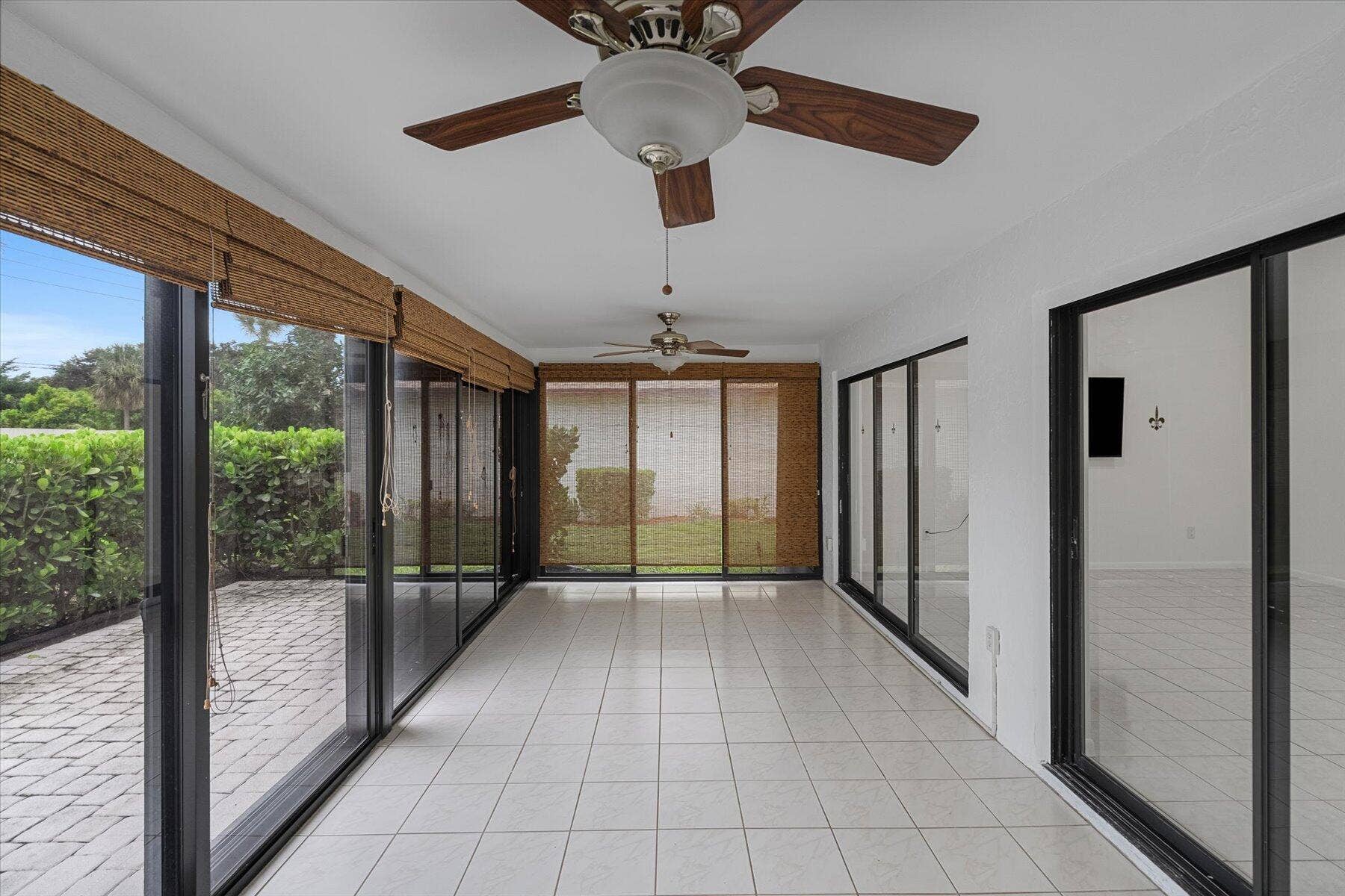 6510 OLIVEWOOD Circle, Greenacres, FL 33463 04-DSC04163