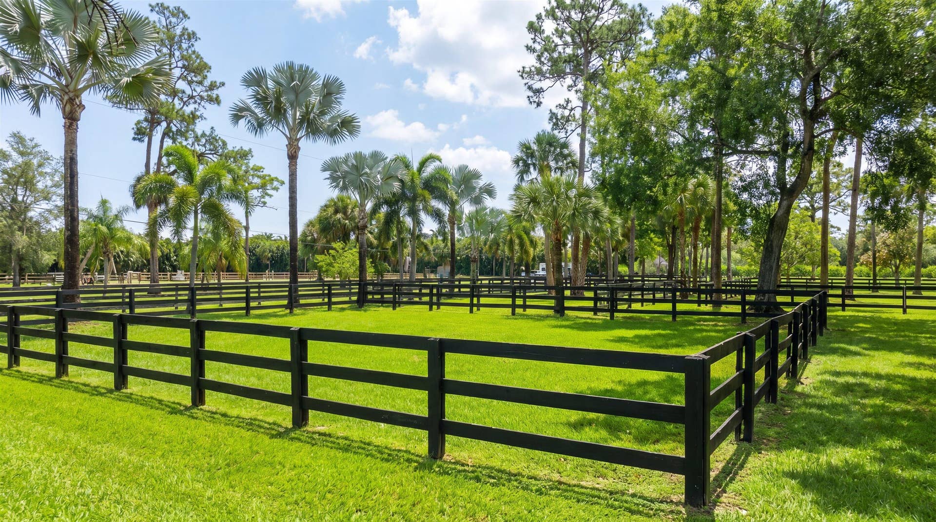 1037 & Tbd F Road, Loxahatchee Groves, FL 33470 1037 & TBD F Road, Loxahatchee Groves