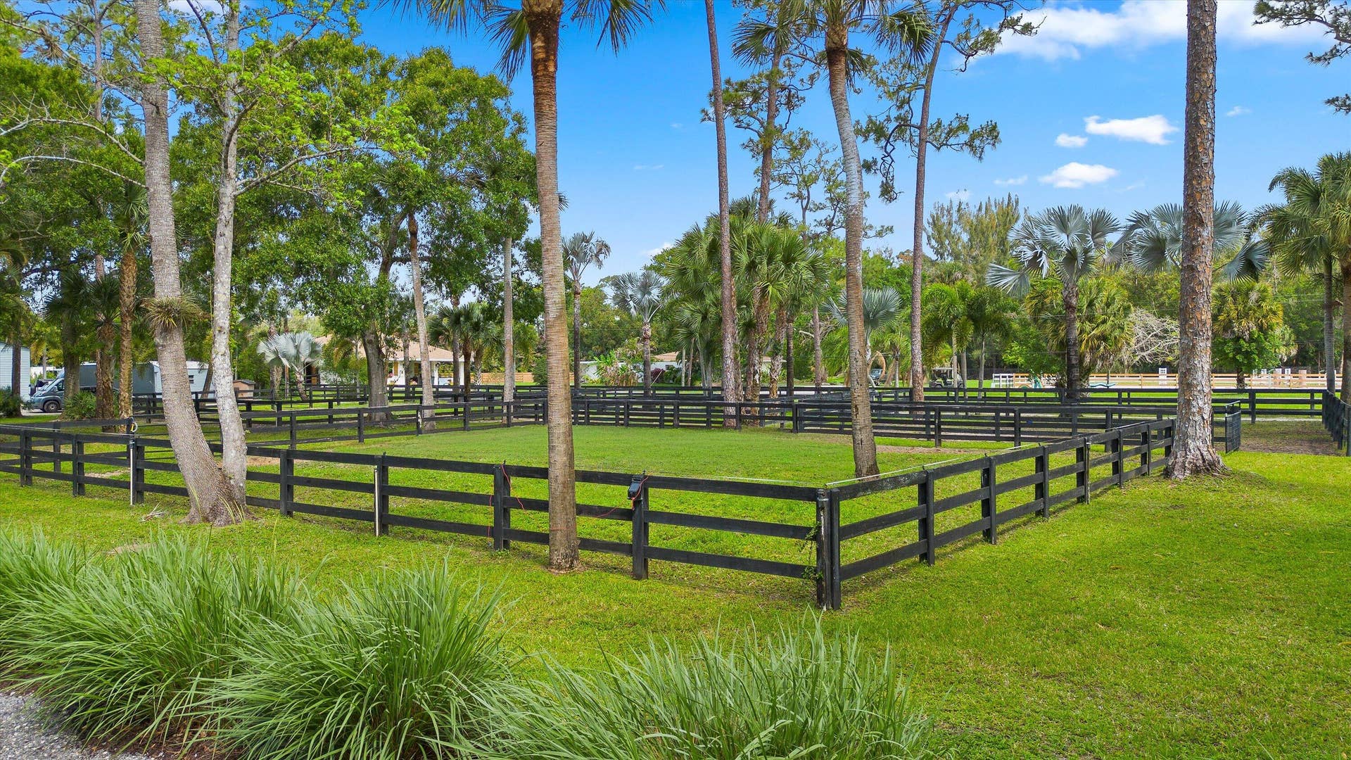 1037 & Tbd F Road, Loxahatchee Groves, FL 33470 1037 & TBD F Road, Loxahatchee Groves