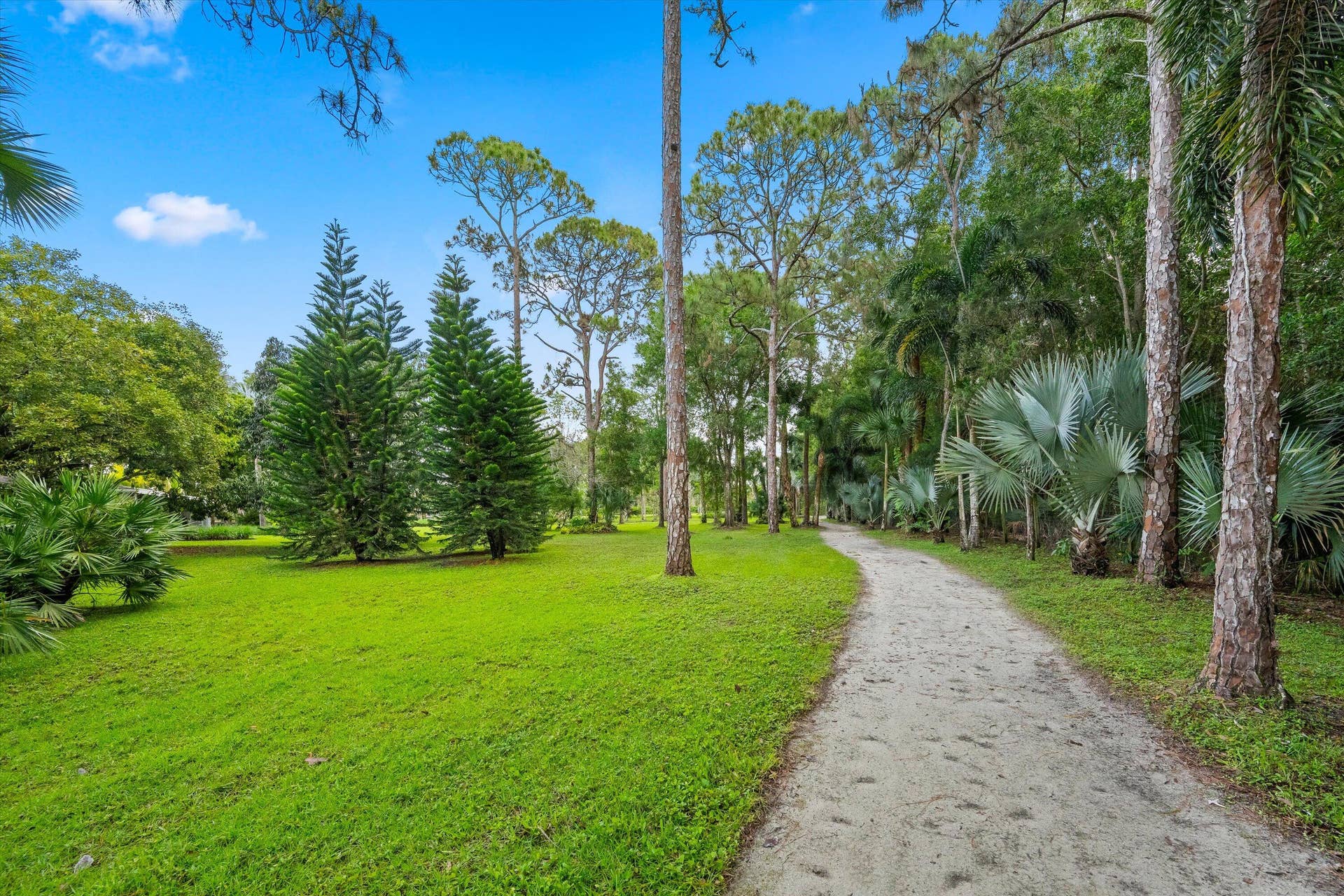 1037 & Tbd F Road, Loxahatchee Groves, FL 33470 1037 & TBD F Road, Loxahatchee Groves