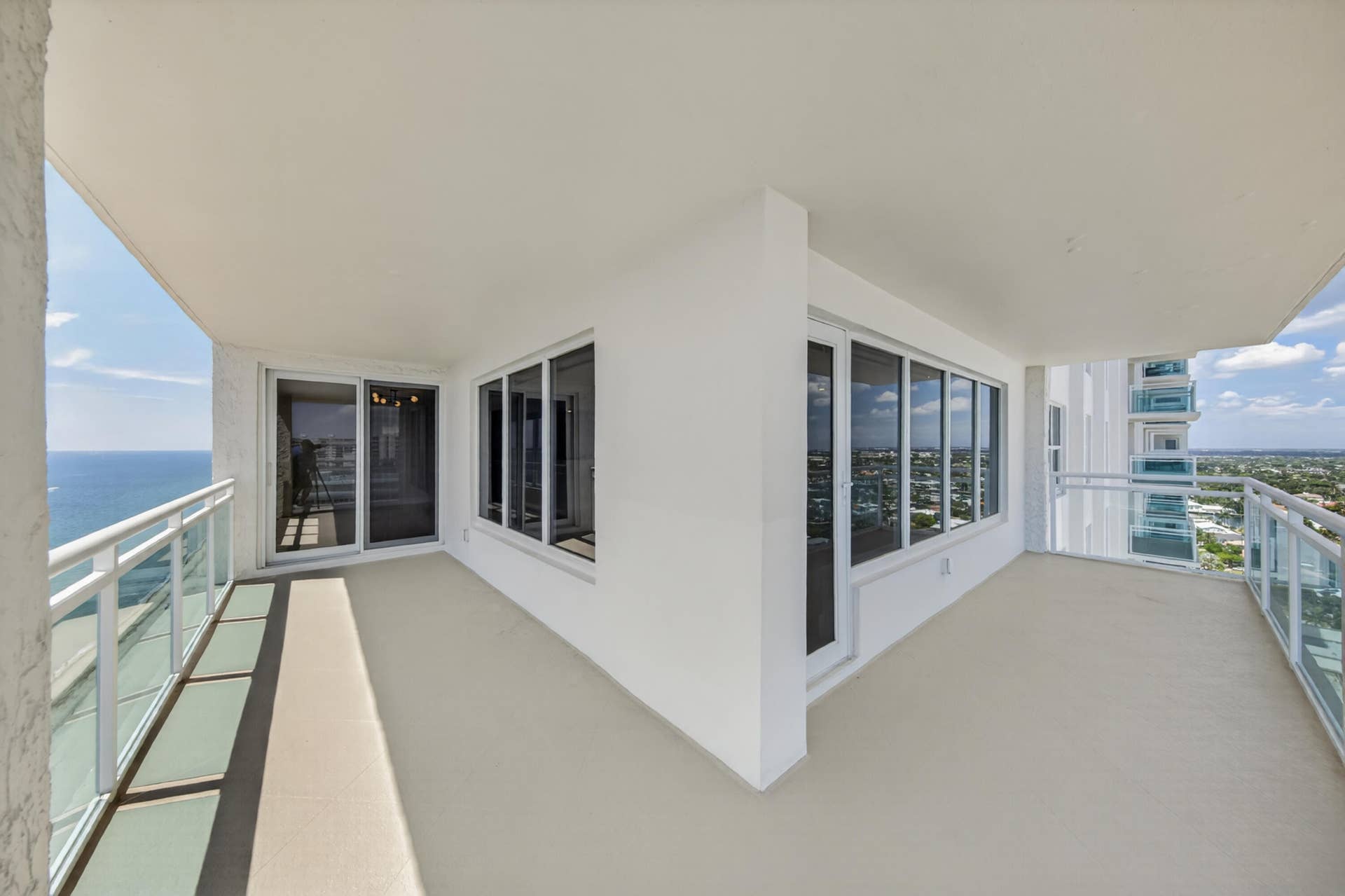 3900 Galt Ocean Drive, #2417, Fort Lauderdale, FL 33308 The wraparound design captures both Atlantic Ocean and western skyline views from this northeast corner residence.