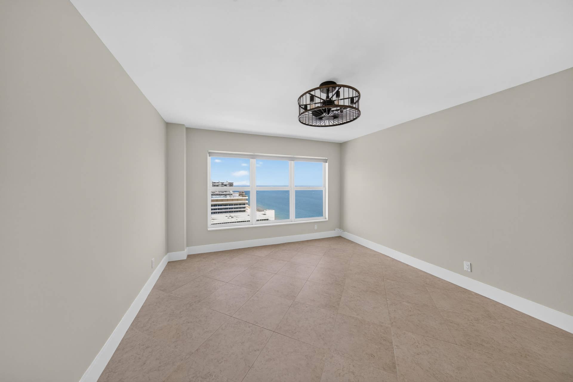3900 Galt Ocean Drive, #2417, Fort Lauderdale, FL 33308 Generously proportioned third bedroom offering tile flooring, abundant natural light and Atlantic Ocean views.
