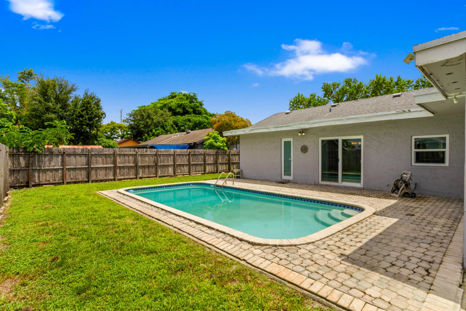 Exterior Back/Pool