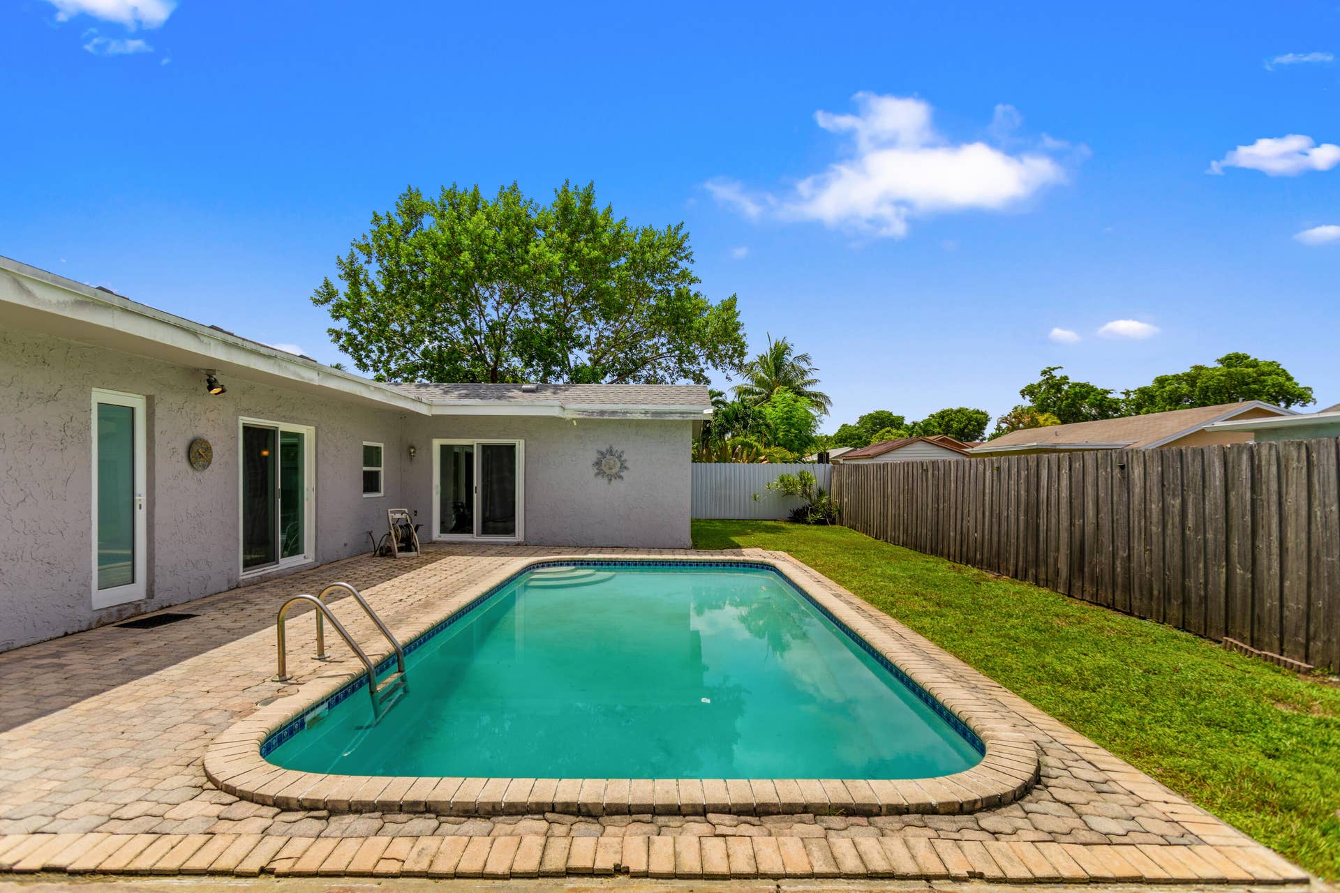 Exterior Back/Pool